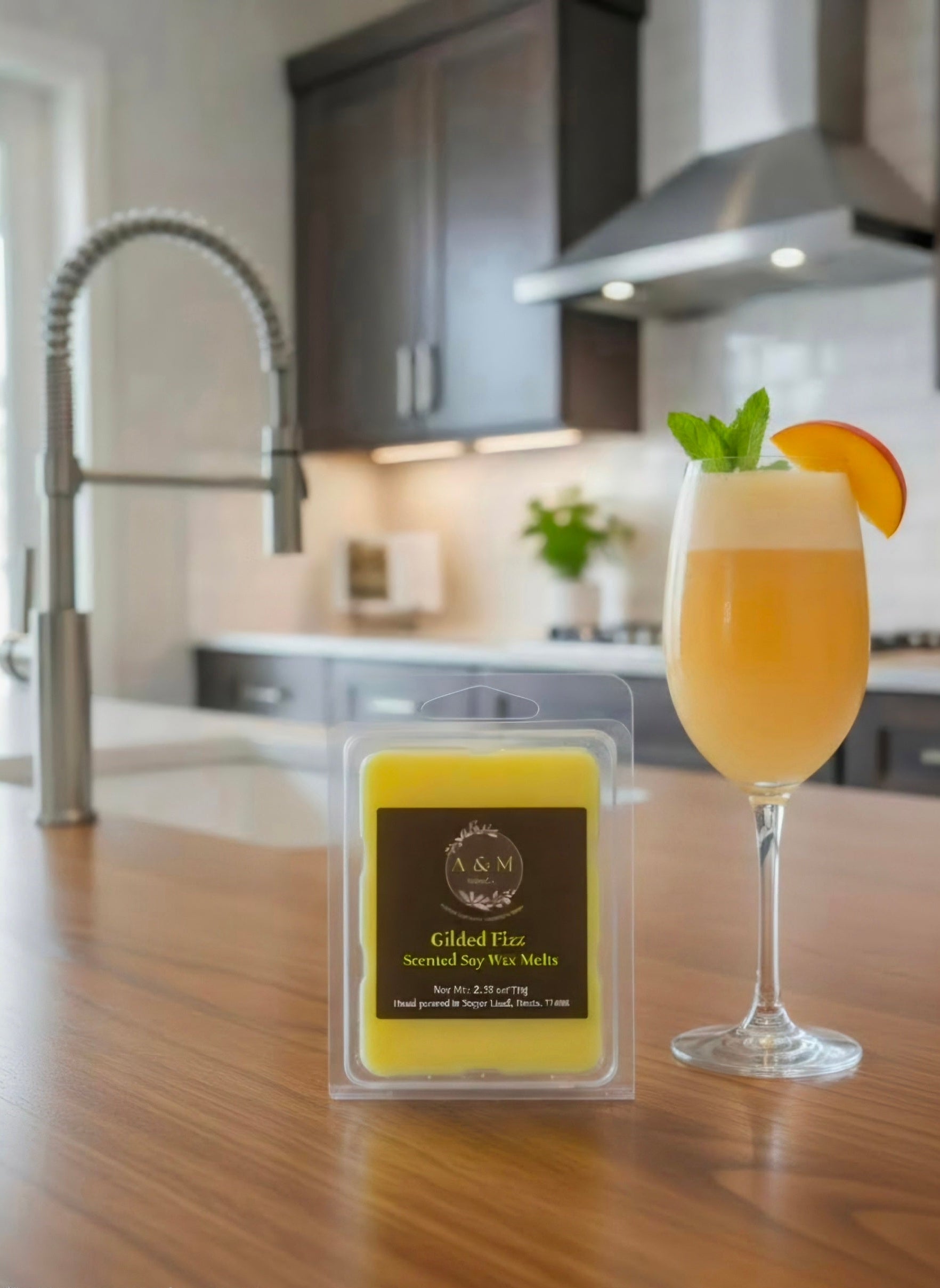 Gilded Fizz- Sparkling and Fruity