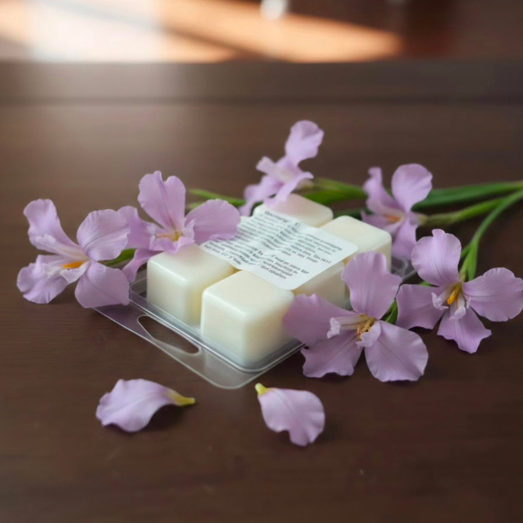 Orris Royale: Floral, Amber